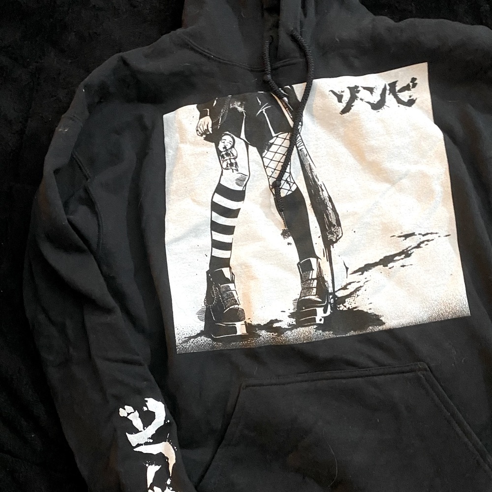 Zombie Anime Hoodie Hot Topic Soft Inside
